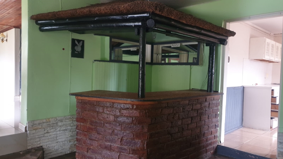 To Let 1 Bedroom Property for Rent in Cambridge Eastern Cape